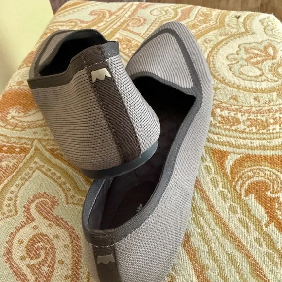 Birdies “The Blackbird” Knit Slip On Pointed Toe Washable Flats Taupe Sz9.5 - Picture 3 of 8